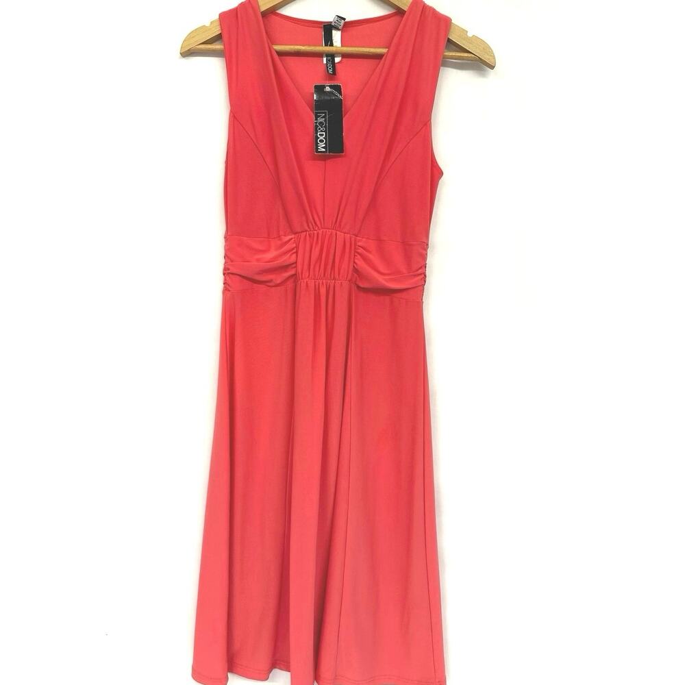 NWT Nice & Dom dress, sleeveless high waisted summer dress. Size s mango color